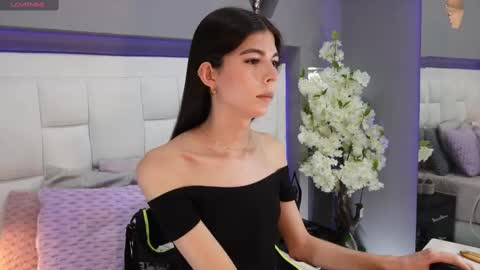 Snapshot of cutearii chatting on October 5, 2025, 8:07 pm CuteArii online show from October 5, 2025, 8:07 pm