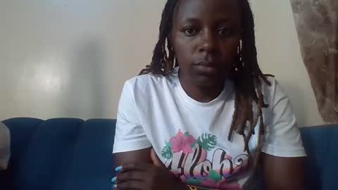 Cuteberry87 online show from October 30, 2025, 8:05 am