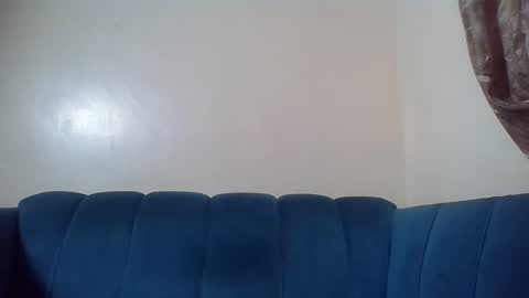 Cuteberry87 online show from November 5, 2025, 3:34 pm