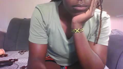 Cuteberry87 online show from March 27, 2026, 10:04 am