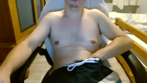 Snapshot of cuteboy090 chatting on June 28, 2026, 12:33 pm Cuteboy090 online show from June 28, 2026, 12:33 pm