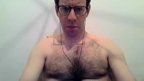 cuteboybi40 online show from December 3, 2025, 12:07 am