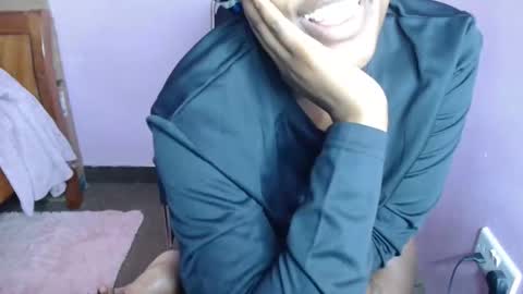 cutebuu online show from April 17, 2026, 6:55 pm