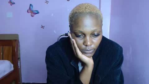 cutebuu online show from April 19, 2026, 4:06 pm