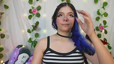 Snapshot of cutee_andrea chatting on June 2, 2026, 2:35 am Andrea 3 online show from June 2, 2026, 2:35 am
