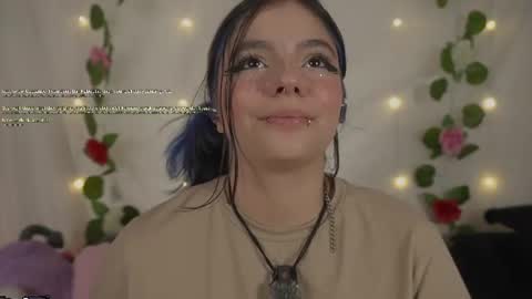 Snapshot of cutee_andrea chatting on June 19, 2026, 2:27 am Andrea 3 online show from June 19, 2026, 2:27 am