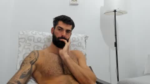 Snapshot of cuteeboy chatting on November 10, 2025, 6:34 am cuteeboy online show from November 10, 2025, 6:34 am