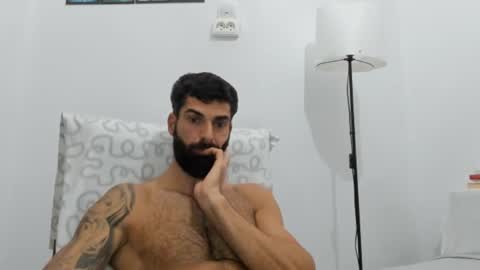 Snapshot of cuteeboy chatting on November 13, 2025, 6:23 am cuteeboy online show from November 13, 2025, 6:23 am