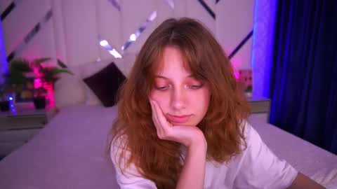 Snapshot of cuteefoxy chatting on October 23, 2025, 2:27 pm Foxy online show from October 23, 2025, 2:27 pm