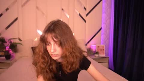 Snapshot of cuteefoxy chatting on November 10, 2025, 2:38 pm Foxy online show from November 10, 2025, 2:38 pm