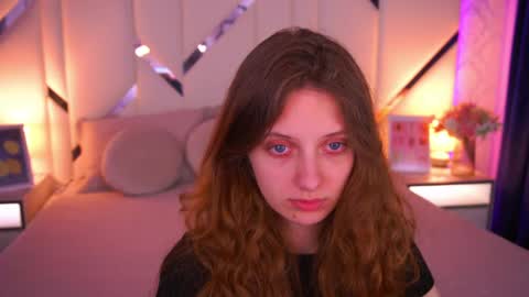 Snapshot of cuteefoxy chatting on May 11, 2026, 1:28 pm Foxy online show from May 11, 2026, 1:28 pm