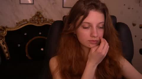 Snapshot of cuteefoxy chatting on June 3, 2026, 1:14 pm Foxy online show from June 3, 2026, 1:14 pm