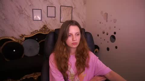 Snapshot of cuteefoxy chatting on June 13, 2026, 1:20 pm Foxy online show from June 13, 2026, 1:20 pm