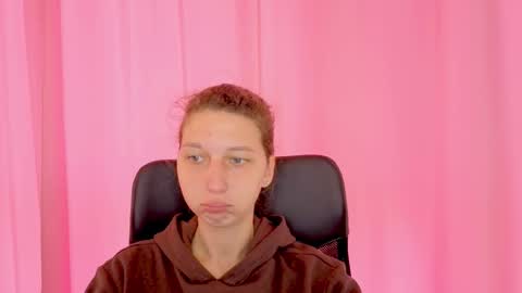 Elli online show from October 23, 2025, 9:19 am