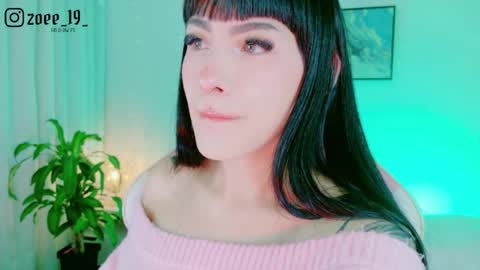 Zoe  online show from May 11, 2026, 3:12 am