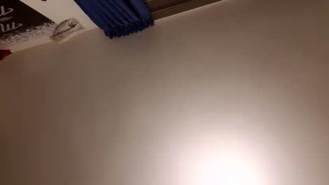 cuteguy52 online show from April 2, 2026, 10:40 pm