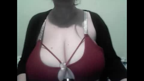 Snapshot of cutejessytom chatting on November 19, 2025, 9:26 pm Jessy online show from November 19, 2025, 9:26 pm