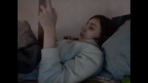 cutekattie online show from December 26, 2024, 10:37 am