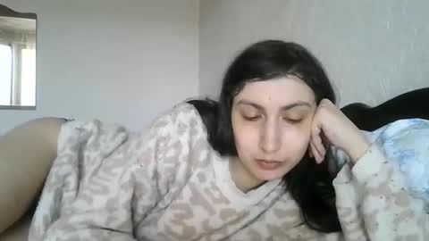 cutekattie online show from March 26, 2026, 5:35 am