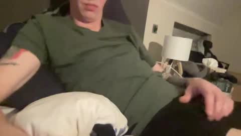 cutekeff online show from November 28, 2025, 3:36 pm