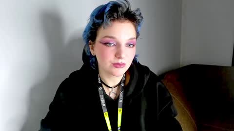 Snapshot of cutemetalgoddess chatting on December 26, 2024, 12:25 am Alice online show from December 26, 2024, 12:25 am