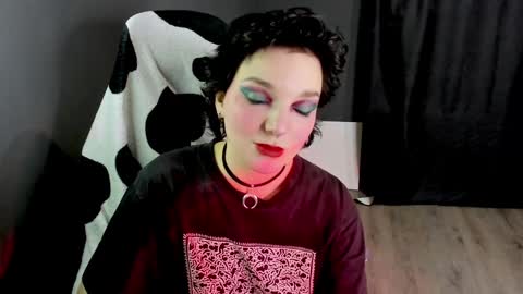 Snapshot of cutemetalgoddess chatting on January 16, 2025, 7:49 am Alice online show from January 16, 2025, 7:49 am