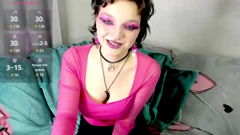 Snapshot of cutemetalgoddess chatting on March 8, 2025, 11:49 pm Alice online show from March 8, 2025, 11:49 pm