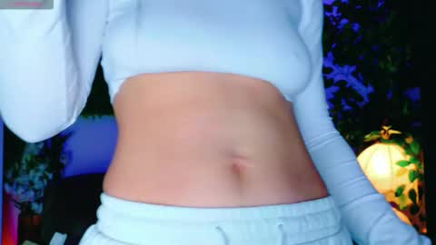 cuteness__girl online show from October 5, 2025, 5:17 am