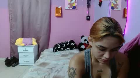 Snapshot of cuterouss chatting on February 22, 2026, 4:24 am cuterouss online show from February 22, 2026, 4:24 am
