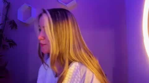 Snapshot of cutesamantha_ chatting on May 14, 2026, 9:32 pm cutesamantha_ online show from May 14, 2026, 9:32 pm