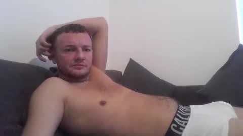 Snapshot of cutescottishlad chatting on October 9, 2025, 2:26 pm cutescottishlad online show from October 9, 2025, 2:26 pm