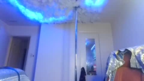 mary mack online show from February 24, 2025, 1:02 am