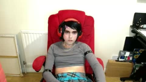 Snapshot of cutest_princess chatting on June 16, 2026, 10:23 pm cutest_princess online show from June 16, 2026, 10:23 pm
