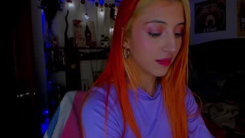 cuteweed420 online show from January 1, 2025, 6:05 am