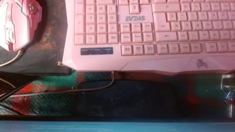 cutewina online show from March 12, 2025, 12:15 pm