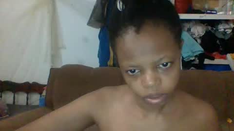 Snapshot of cutey_blonde chatting on April 13, 2026, 3:45 am cutey-blonde online show from April 13, 2026, 3:45 am