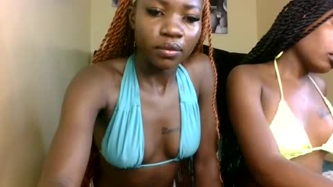 cutey_mara online show from June 20, 2026, 4:15 am