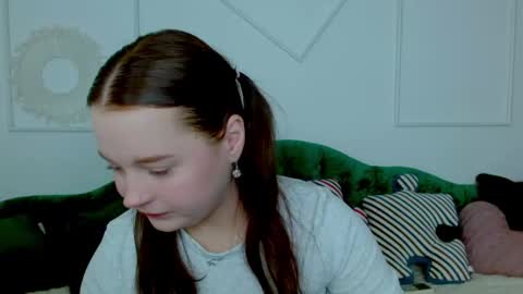 Nika  online show from October 16, 2025, 8:10 pm