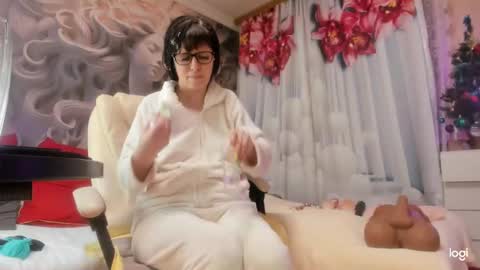 Cutie  orgasm online show from December 7, 2024, 2:02 pm