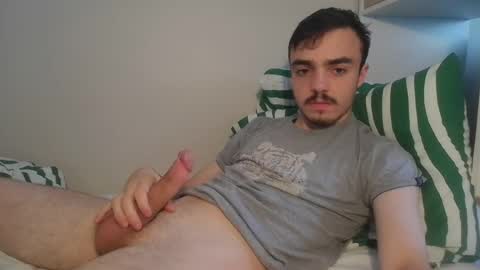 Snapshot of cutie_garlix chatting on July 16, 2026, 2:45 pm cutie garlix online show from July 16, 2026, 2:45 pm