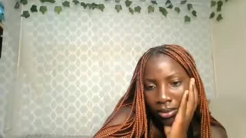 Snapshot of cutie_liqy chatting on June 1, 2026, 9:16 pm Liqy online show from June 1, 2026, 9:16 pm