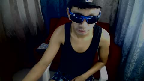 Snapshot of cutie_mico chatting on August 4, 2026, 12:41 pm cutie_mico online show from August 4, 2026, 12:41 pm