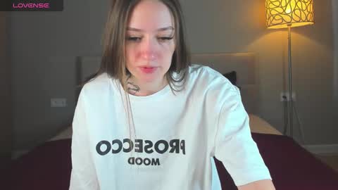 Kate online show from November 14, 2025, 8:57 am