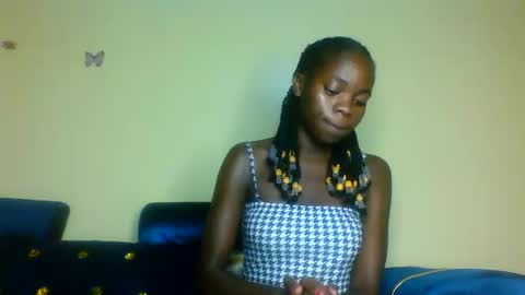 cutieplush online show from April 15, 2026, 3:52 pm