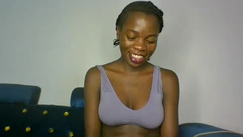 Snapshot of cutie_plush chatting on June 24, 2026, 6:40 pm cutieplush online show from June 24, 2026, 6:40 pm
