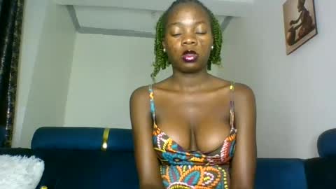 Snapshot of cutie_plush chatting on July 9, 2026, 7:29 pm cutieplush online show from July 9, 2026, 7:29 pm