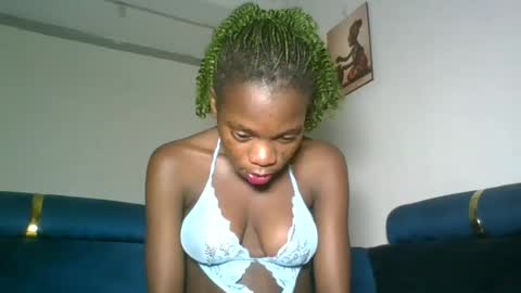 Snapshot of cutie_plush chatting on July 21, 2026, 7:16 pm cutieplush online show from July 21, 2026, 7:16 pm