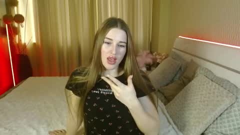 ViVi online show from November 23, 2025, 10:04 am