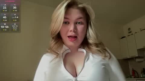 Snapshot of cutiejulie_ chatting on March 31, 2026, 2:39 pm Julie online show from March 31, 2026, 2:39 pm