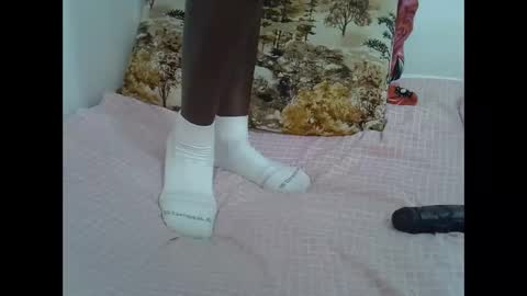Snapshot of cuttey_slim chatting on October 4, 2025, 12:19 am cuttey_slim online show from October 4, 2025, 12:19 am